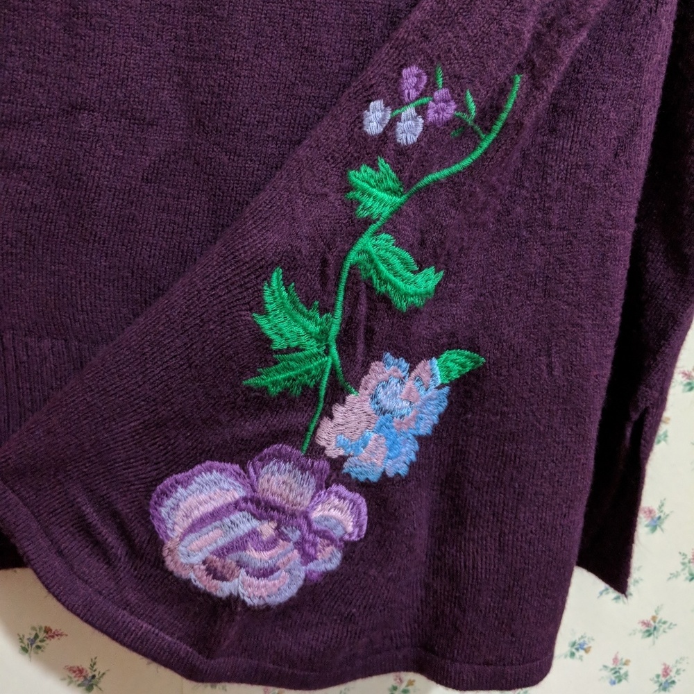 Magenta sweater w/ beautifully embroidered sleeves